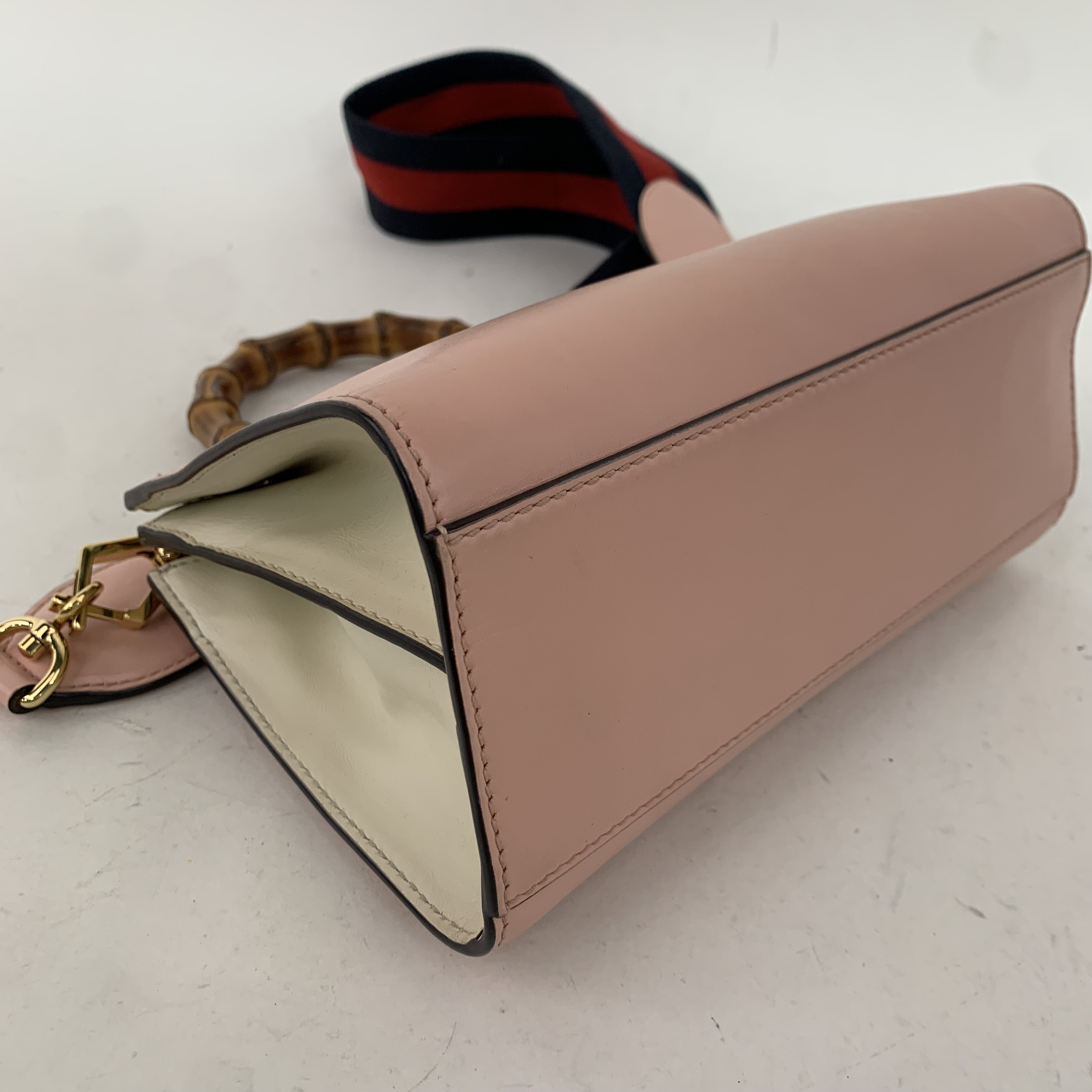 Gucci Nymphaea Shoulder Bag Cowhide Pink - Picture 8 of 13