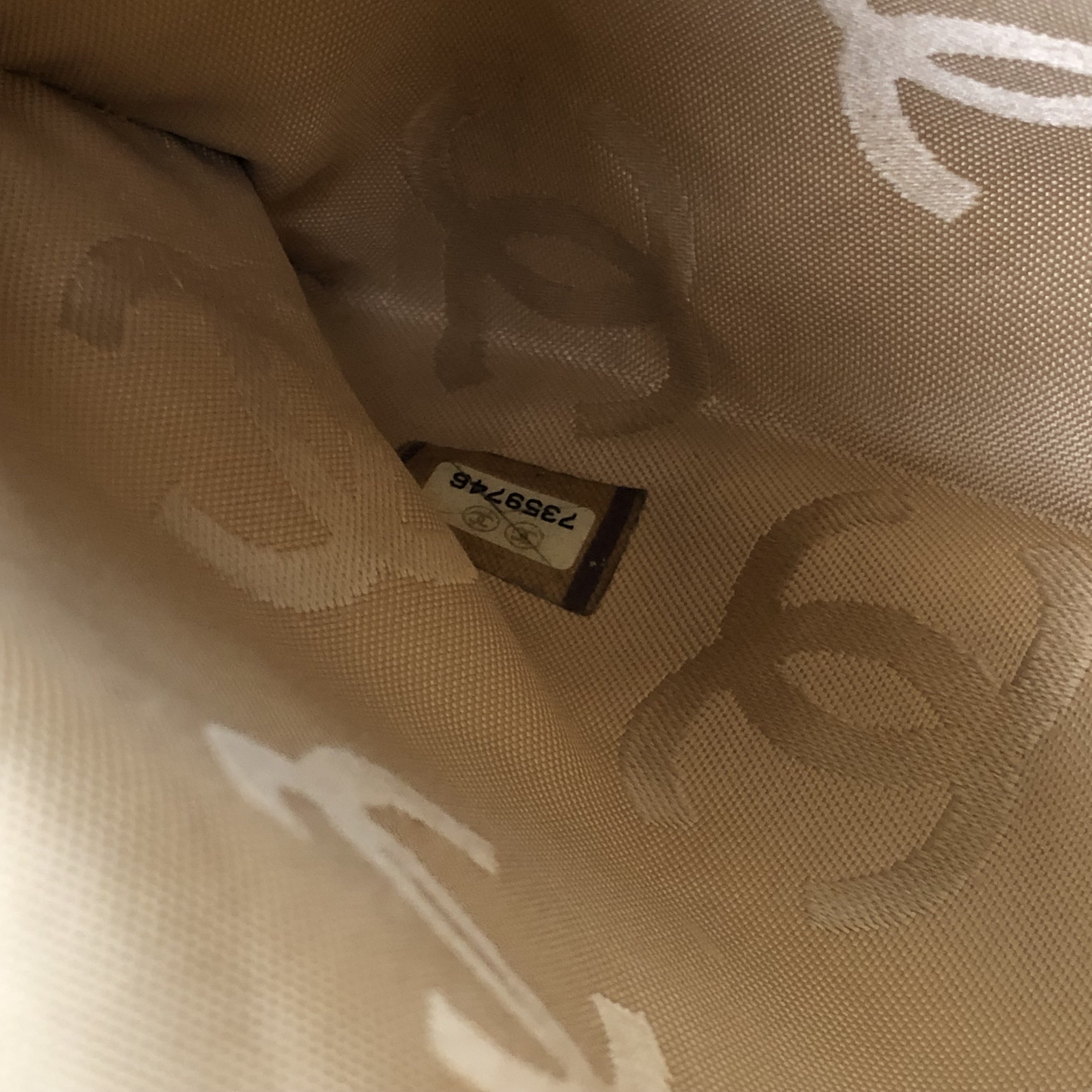 CHANEL Caviar CC Shoulder Bag Beige - Bild 13 von 15