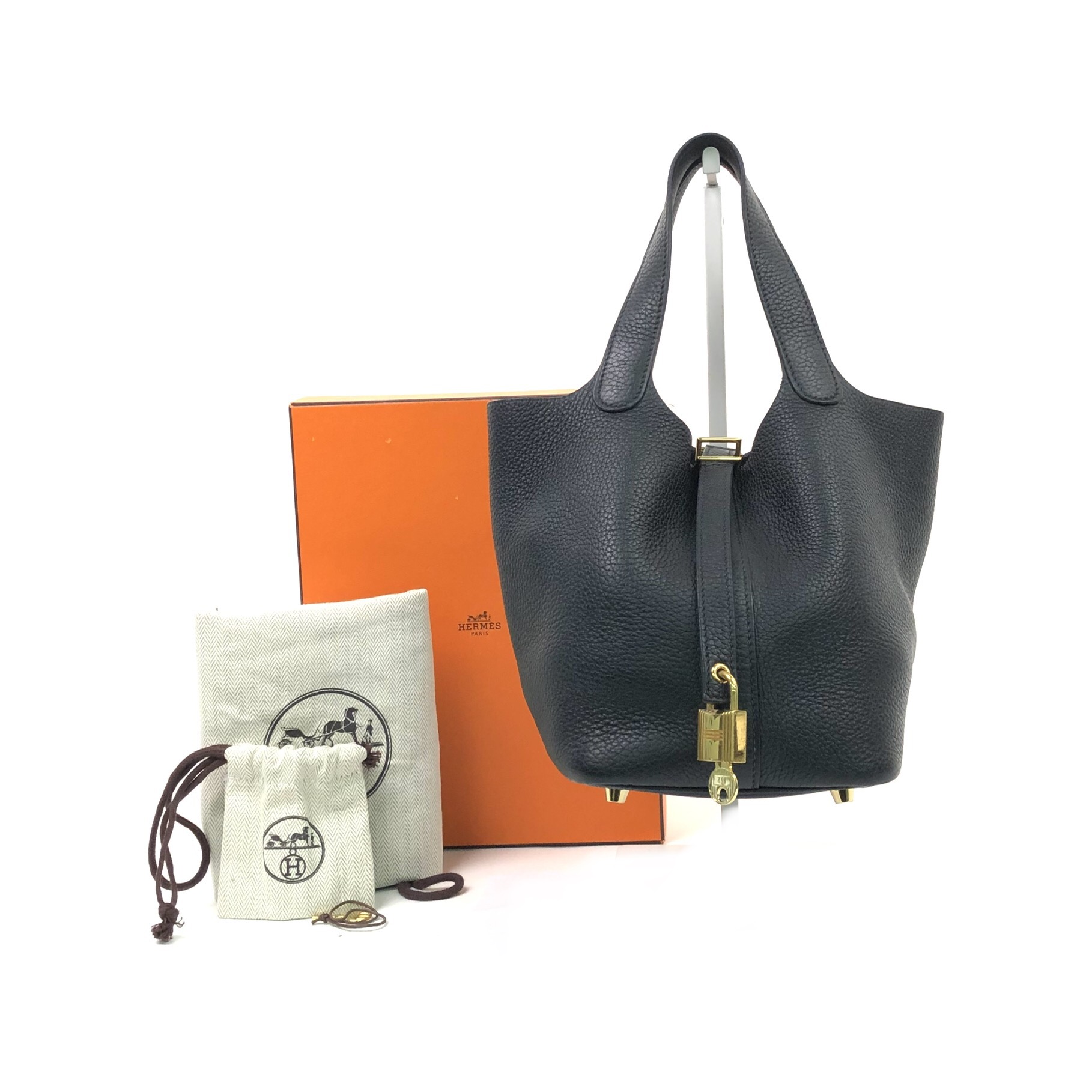 Hermès Picotin Lock 18 bag Handbag Cowhide Black Hermes
